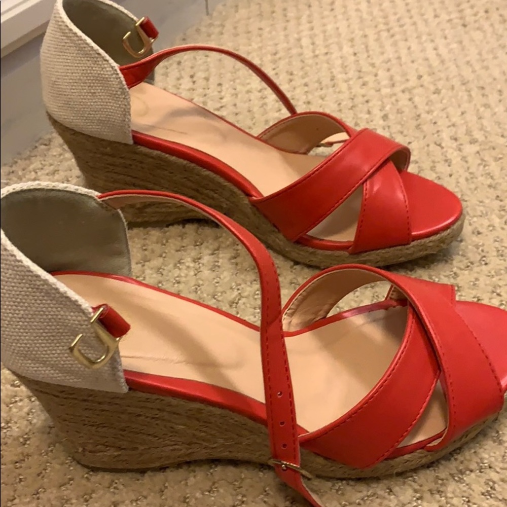 Comfy wedges